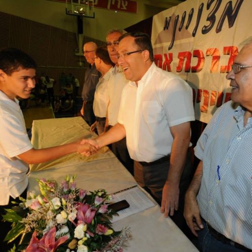 טקס מצטייני ראש העיר - חטיבות הביניים וחטיבה עליונה - תשע