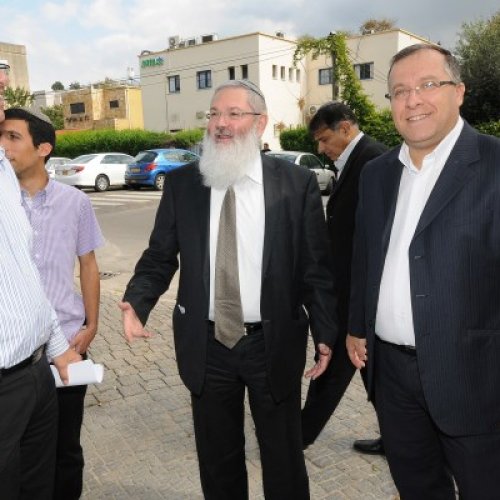 טקס חנוכת מקווה הטהרה ברחוב קק״ל בשכונת ביאליק הוותיקה