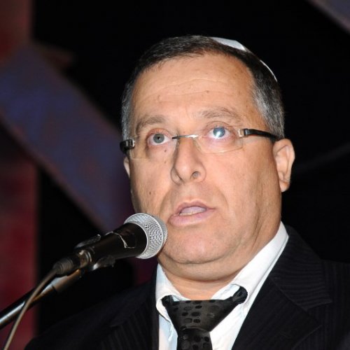 טקס יום הזיכרון לשואה ולגבורה תשע