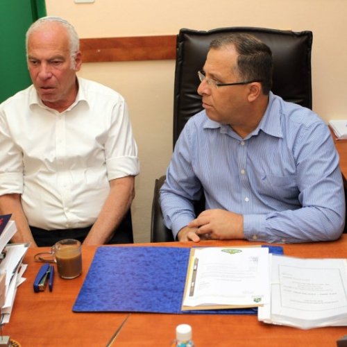 טקס חתימת הסכם הגג בקריית ביאליק