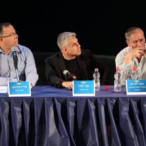 טקס חתימת הסכם הגג בקריית ביאליק