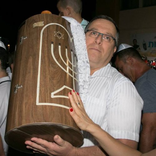 הקפות שניות - שמחת תורה תשע