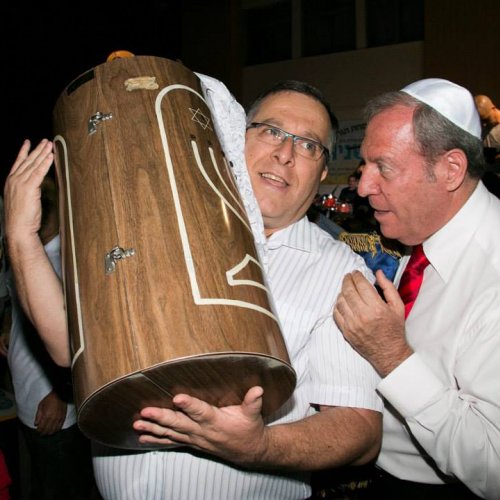 הקפות שניות - שמחת תורה תשע