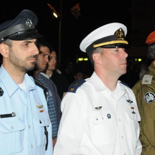 טקס יום הזיכרון לחללי מערכות ישראל תשע