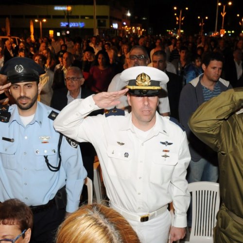 טקס יום הזיכרון לחללי מערכות ישראל תשע