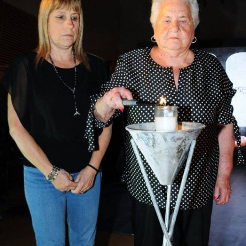 טקס יום הזיכרון לשואה ולגבורה תשע