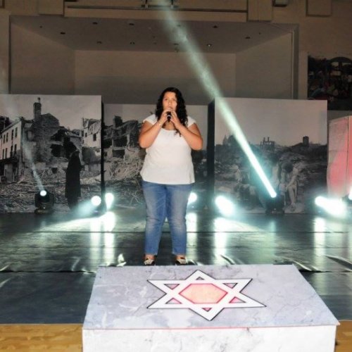 טקס יום הזיכרון לשואה ולגבורה תשע