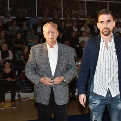 טקס יום הזיכרון לשואה ולגבורה תשע