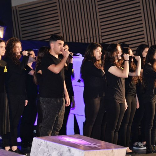 טקס יום הזיכרון לשואה ולגבורה תשע