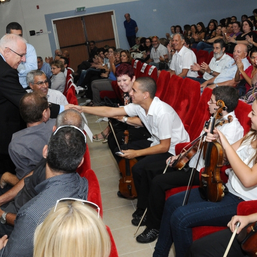 חנוכת אולם הדרמה אפק במעמד יו